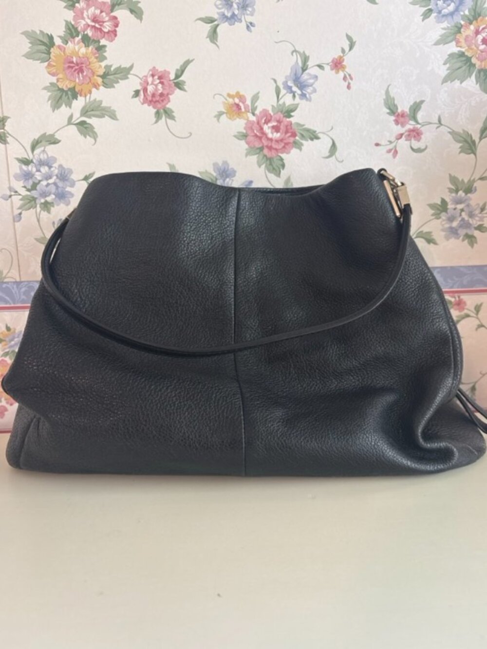 Coach Hallie Shoulder Bag Black Pebbled Leather with Gold Hardware - Picture 6 of 16